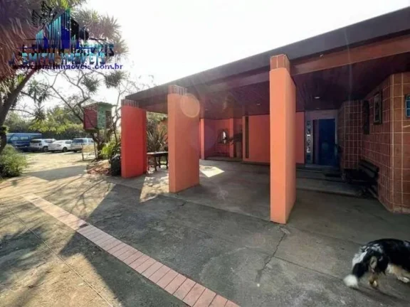 Imagem CASA TÉRREA, CONTEMPORÂNEA, 4 DORMS (2 SUÍTES), PISCINA, TERRENO GIGANTE!!