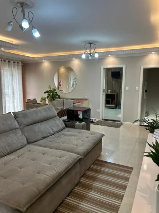 Imagem SOBRADO com 4 dormitórios à venda com 180m² por R$ 820.000,00 no bairro Weissópolis - PINHAIS / PR