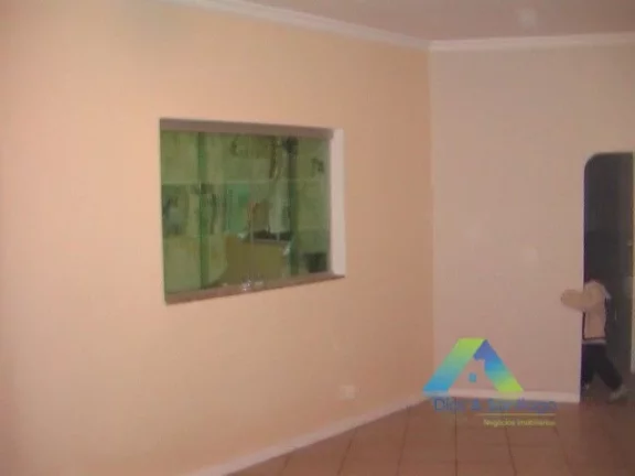 Imagem Sobrado todo reformado, 2 dormitórios, sala 2 ambientes, 3 vagas, com excelente localização e valor !