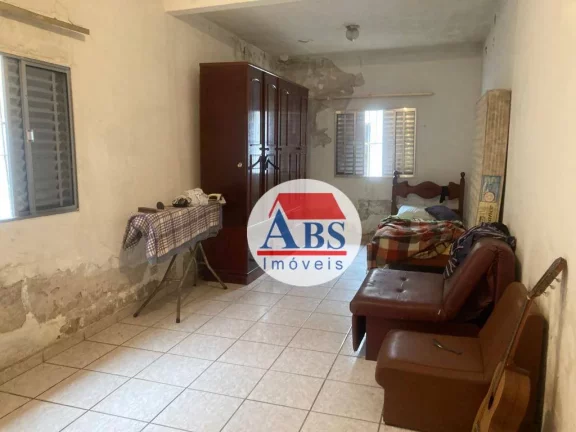 Imagem Imóvel bem localizado. Somente venda, não aceita financiamento.
