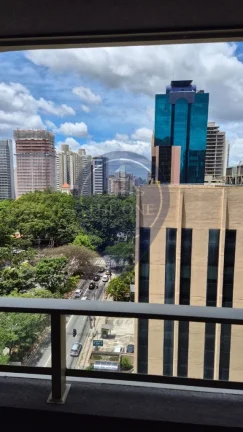 Imagem Studio de Luxo à Venda em Moema, São Paulo-SP: 1 Quarto, 2 Salas, 1 Banheiro, 28m² de Pura Elegância!