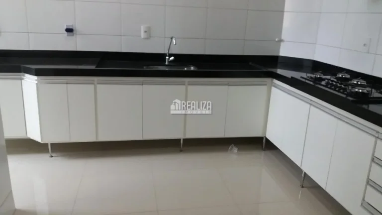 Imagem Apartamento à venda no bairro Santa Maria, Uberaba - 3 dormitórios e móveis planejados