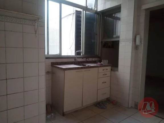 Imagem Na Cidade Baixa, 57 m² privativos com 2 dormitórios.
