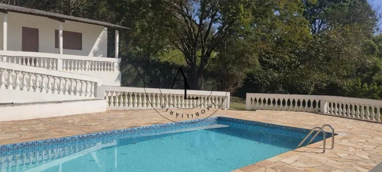 Imagem Chácara à venda em Amparo, Jardim Santo Antônio, com 2 quartos, 200m2