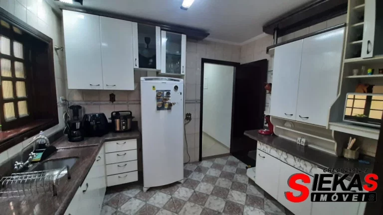 Imagem Imperdível! Casa à venda em São Paulo-SP, Chácara Belenzinho, 3 quartos, 1 suíte, 1 sala, 2 banheiros, 150m². Confira!