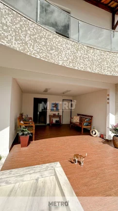 Imagem Venda, Casa, Bairro Caminho do Sol, dois pavimentos, moveis planejados, 4 quarto