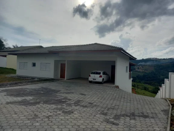 Imagem Chácara com casa nova, nunca habitada ( aceita permuta imóvel em Boituva )
