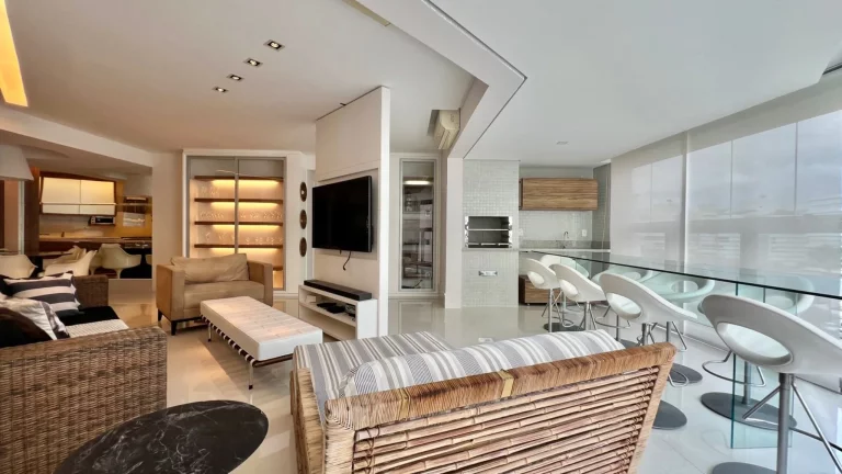 Imagem Luxuoso Apartamento Pé na Areia à Venda em Riviera de São Lourenço Módulo 07 - 4 Quartos, 4 Suítes, 3 Salas, 3 Vagas - 178m²!