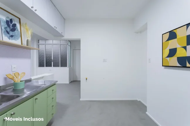 Imagem Apartamento 129M² Reformado, 3Q, 1 Suíte, 2 Banheiros, 1 Vaga, Varanda, Portaria 24h, Sol da Tarde.