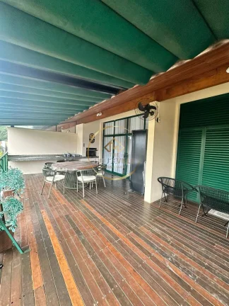 Imagem Casa Sobrado, 4 dormitórios (3 suítes), 3 vagas. Juquehy, São Sebastião, SP