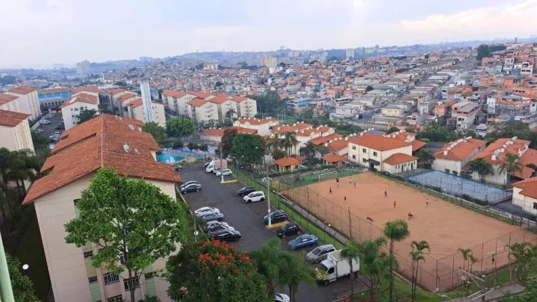 Imagem Apartamento com 2 dormitórios à venda, 48 m² por R$ 250.000,00 - Jardim São Miguel - Ferraz de Vasconcelos/SP