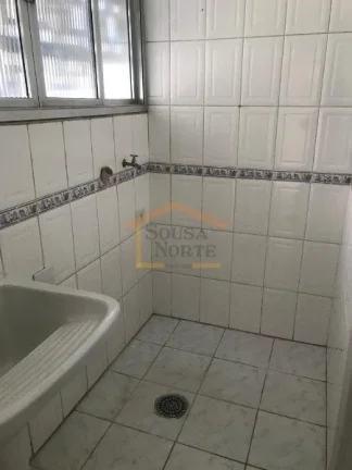 Imagem Apartamento com 3 dormitórios, sendo 1 de empregada e 2 com armários planejados, sala ampla para 2...