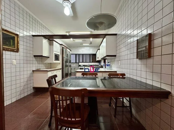 Imagem Apartamento com 3 dormitórios, 252 m² - venda por R$ 3.000.000 ou aluguel por R$ 17.419/mês - José Menino - Santos/SP
