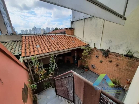 Imagem Sobrado com 3 Quartos e 3 banheiros à Venda, 151 m² por R$ 889.000