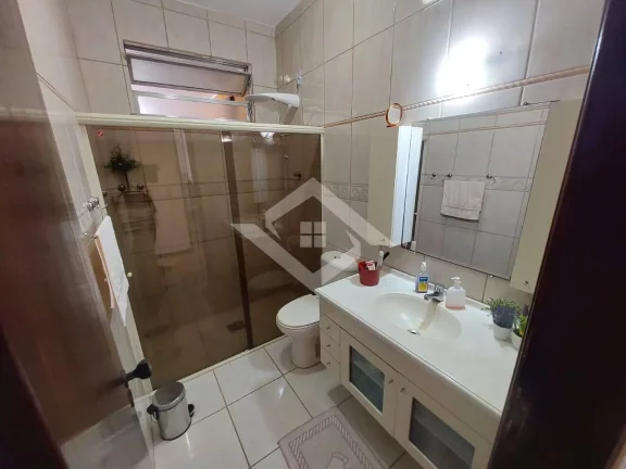 Imagem Casa de Condomínio com 3 Quartos à venda, 130m² - Campo Grande