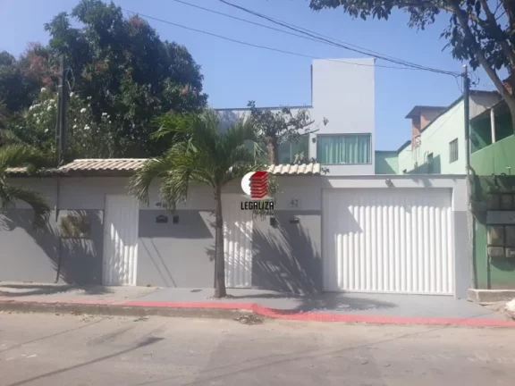 VENDO MARAVILHOSA CASA 3 QTS COM QUINTAL ENSEADA JACARAIPE