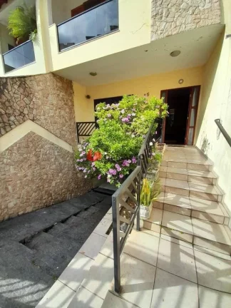 Imagem Sobrado à venda 4 Quartos, 2 Suites, 6 Vagas, 343M², Olímpico, São Caetano do Sul - SP
