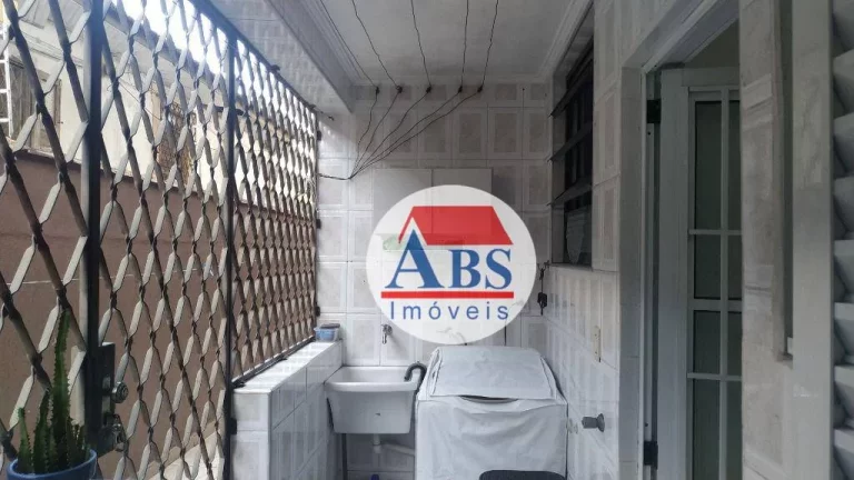 Imagem Casa Sobreposta Térrea com 3 dormitórios à venda, 140 m² por R$ 730.000 - Marapé - Santos/SP