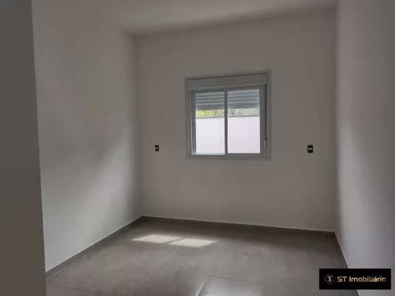 Imagem Oportunidade De Casa Em Condominio na Cidade De Atibaia