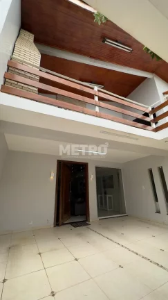 Imagem Casa, Bairro - Dom Tomaz 3 quartos sendo dois suítes, uma com closet e banheira