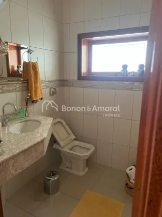 Imagem Casa com 4 Quartos à venda em Valinhos - SP.

Localizado no Condomínio Terras do Oriente a casa co...