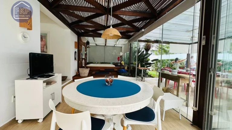 Imagem Casa Alto Padrão 4 dormitórios!