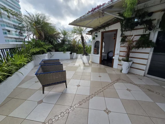 Imagem LINDA COBERTURA NA PONTA DA PRAIA: Conforto e Vista Deslumbrante!, 6 dormitórios, 5 vagas, piscina