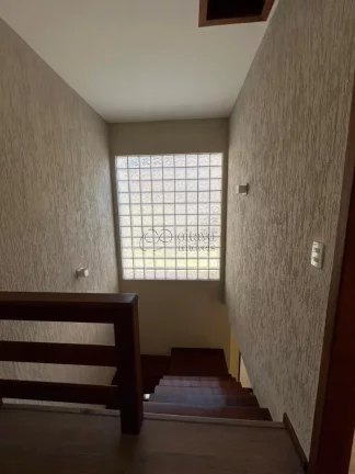 Imagem Casa à venda em Macaé-RJ, bairro Cancela Preta! 3 quartos, 1 suíte, 4 banheiros, 3 vagas, 233m². Venha conferir!