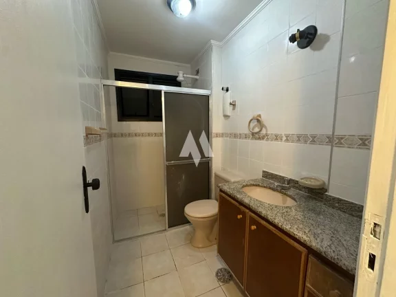 Imagem Vende Apartamento de 2 dormitórios sendo 1 suíte, Dependência Completa, 92 m², Garagem fechada e em Excelente Localização no bairro da Ponta da Praia