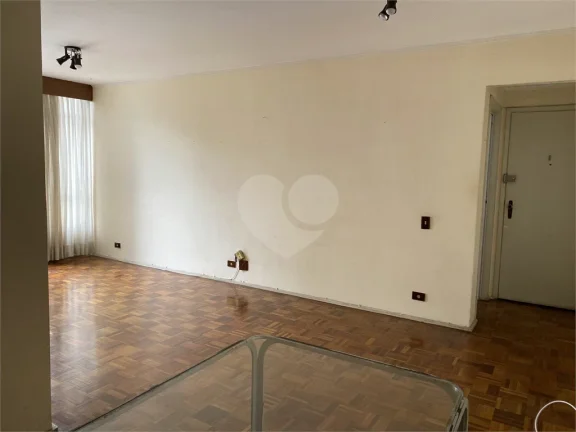 Imagem Apartamento à venda com 3 quartos, sendo 1 suíte, no condomínio Solar Castro Marim, São Paulo - SP