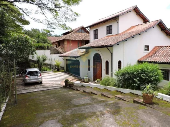 Imagem Casa em Condomínio a Venda no bairro Granja Viana - Jandira, SP
