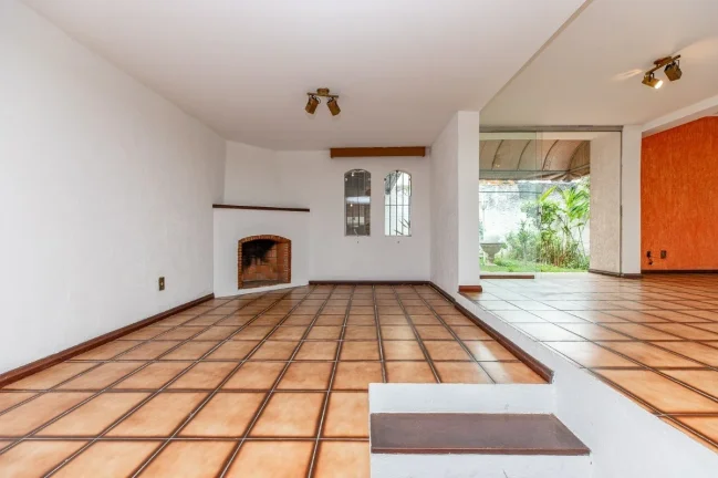 Imagem Casa Sobrado Brooklin Paulista - 327M², 4 Dorms, 4 Suítes, 5 Vagas, Lareira, Banheira, Depósito, Closet, Churrasqueira.