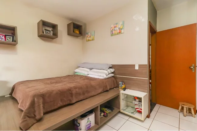 Imagem VNGGP 237 Casa 610101028-2 - Casa à venda no bairro Vila Nova - Porto Alegre/RS