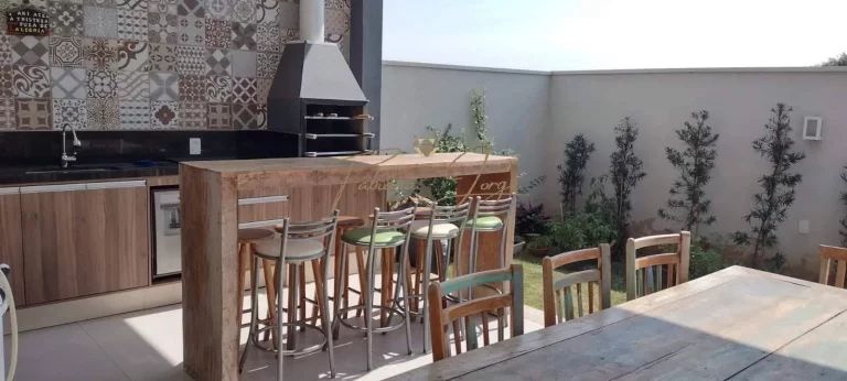 Casa de Condomínio com 3 Quartos à Venda, 200 m² em Swiss Park - Campinas