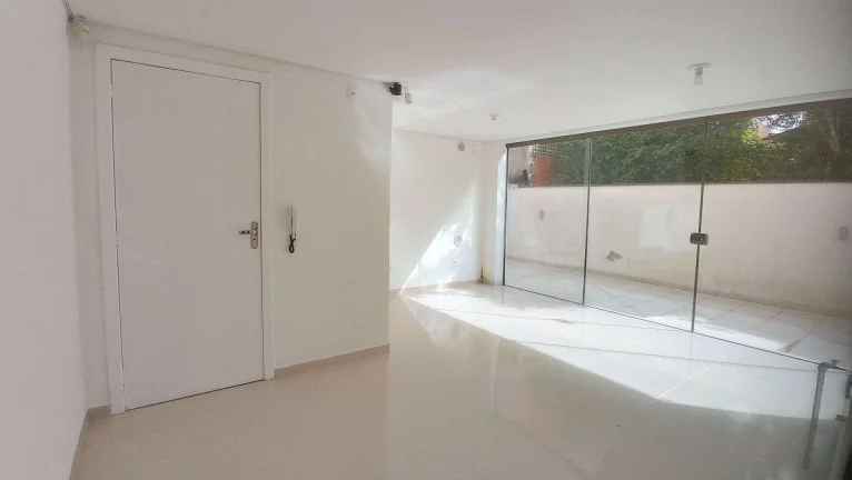 Imagem Apartamento à Venda com 2 Dormitórios (1 Suíte), 105 m², Garagem e Hobby Box - Trindade - Florianópolis/SC