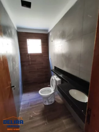 Imagem Ótima Casa com Localização Privilegiada , Aceita Financiamento Bancário.