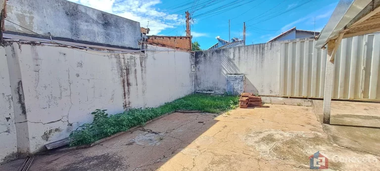 Imagem Casa à venda no Bairro Sebastião Amorim