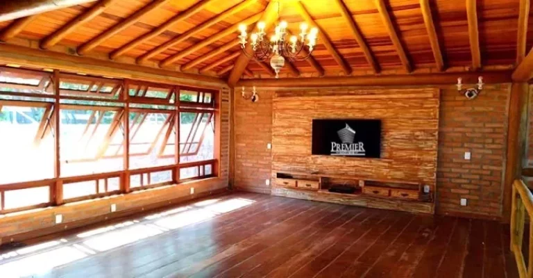Imagem BÉLISSIMA CHÁCARA A VENDA COM ACABAMENTO RÚSTICO NO MEDEIROS DE ITUPEVA