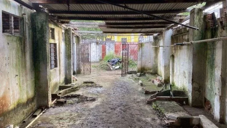 Imagem Casa com 5 quartos, Galpões, estacionamento com 600.00m2 em Recife, Macaxeira