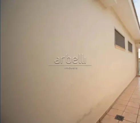 Imagem Casa térrea com 177 M², 2 dormitórios, banheiro com gabinete no lavatório e box em vidro, ampla ...