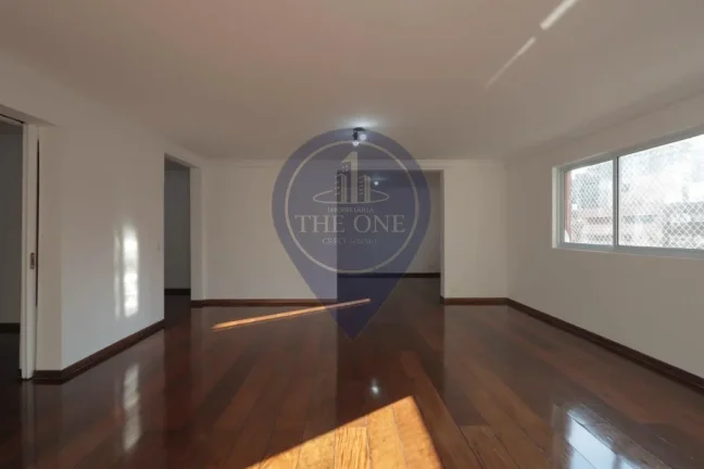 Imagem Apartamento para locação de alto padrão no Itaim Bibi, São Paulo-SP: 3 quartos, 1 suíte, 2 salas, 2 banheiros, 2 vagas, 240m².