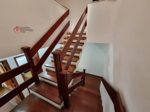 Imagem Casa belíssima na Mooca, 277m, 3 andares, com espaço gourmet, 4 quartos sendo 2 suítes, vaga para 3 carros