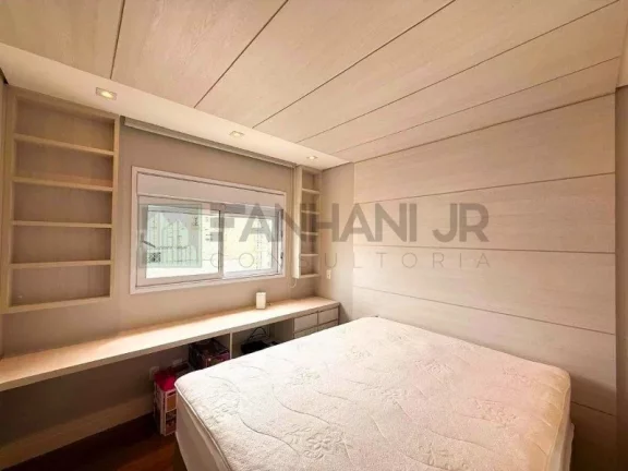 Imagem Apartamento de altp padrão no Jardim Paulista: 3 quartos, 3 suítes, 3 salas, 4 banheiros, 4 vagas, 205m² - São Paulo-SP.