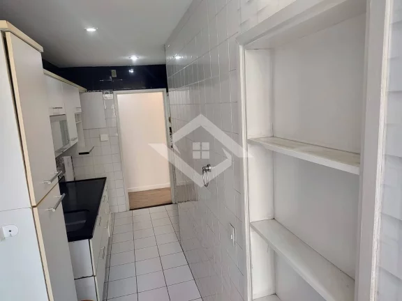 Imagem Apartamento de 3 Quartos para Venda na Barra da Tijuca com 90 m²