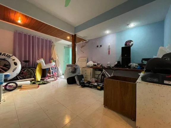 Imagem Casa à venda no bairro Coroa do Meio em rua pública - Confira detalhes!