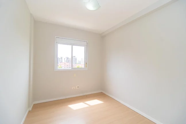 Imagem Apartamento de 2 quartos no bairro Rebouças