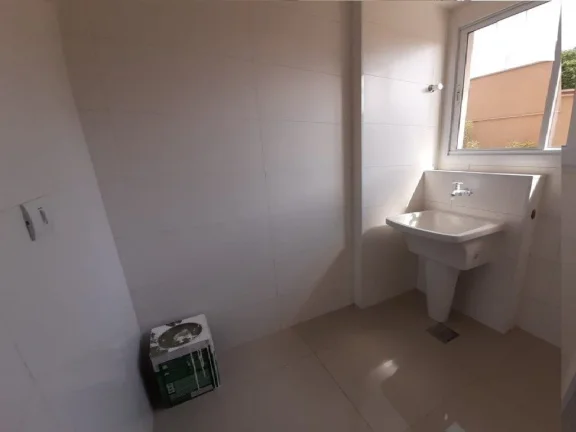 Imagem Ótimo apartamento muito bem localizado na Vila Independência com 2 quartos com AE sendo 1 suíte, ...
