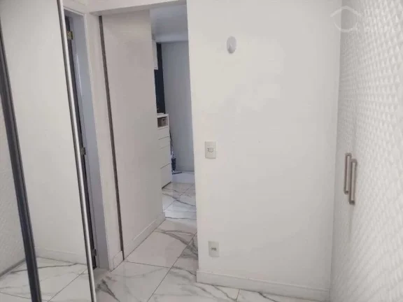 Imagem Apartamento com 192m2, 4 quartos (2 suítes), 4 vagas, 2 depósitos a venda em Pinheiros, São Paulo