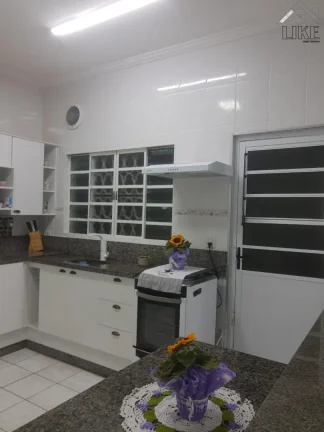 Imagem Casa à venda em São José dos Campos, Jardim Torrão de Ouro - 57m²