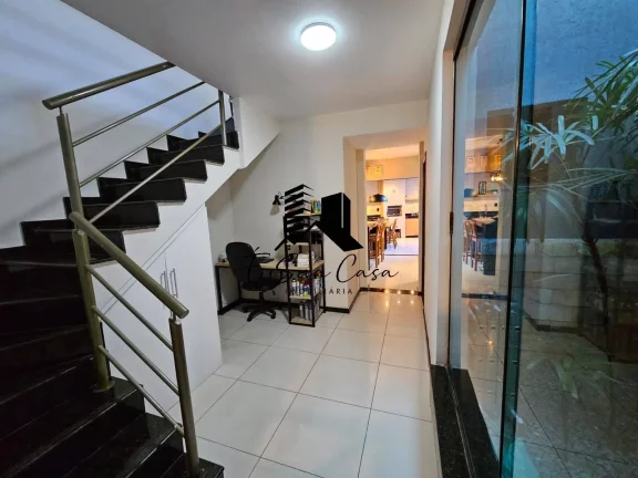 Imagem Casa a venda 3 quartos Bairro Cabral - Contagem/MG
